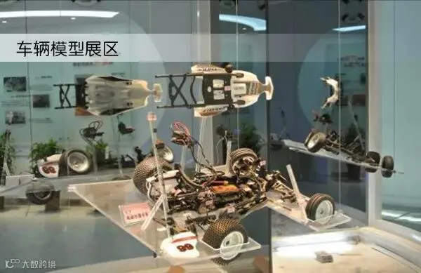 2车辆模型展区.jpg