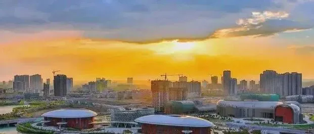 库尔勒GDP和阿克苏GDP渐行渐远，南疆城市承接资源能力差异已经显现出来了