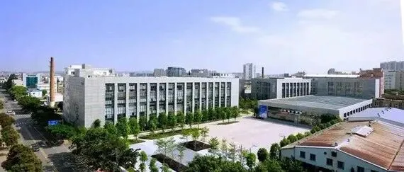 既然泉州顾不上发展三明，不如放手让三明跟着南昌去协同发展。