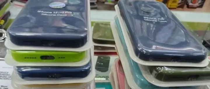 南非查获假冒苹果产品 假AirPods包装几乎以假乱真