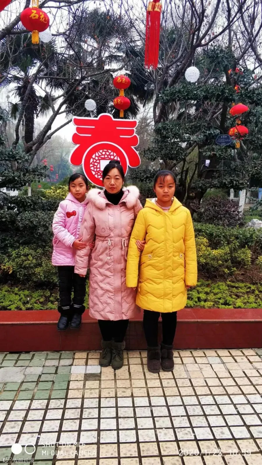 婷姐亲子照.jpg