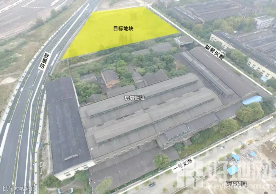地块北面.jpg