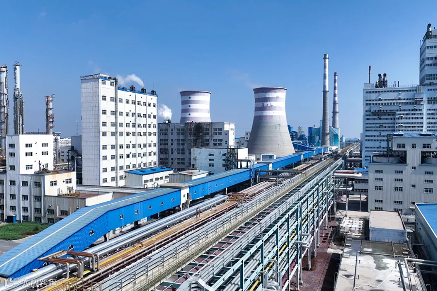榆林能化半废锅气化炉大景.png