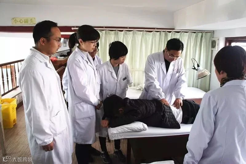 科室代表性照片2.JPG