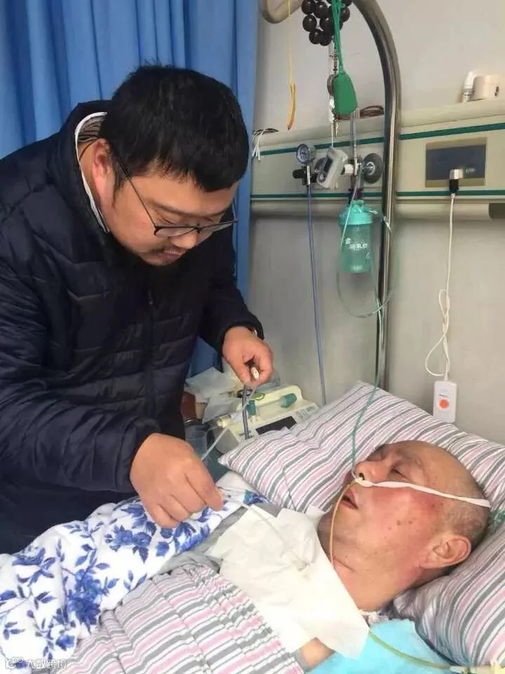 庄霖1.jpg