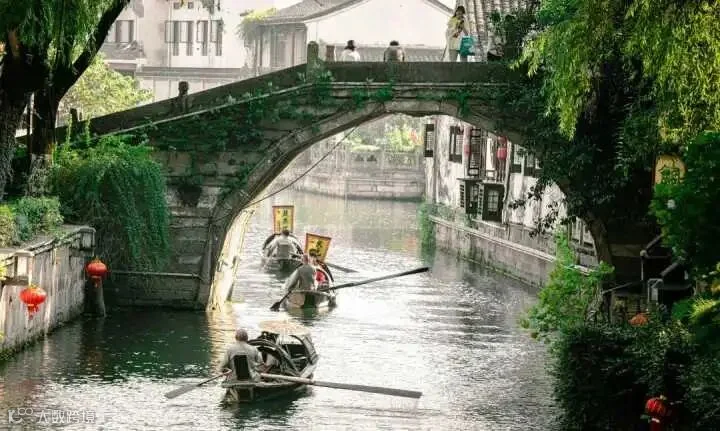 绍兴水上集市.jpg