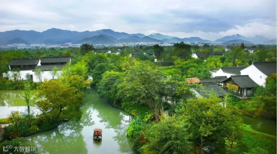 云随绿水歌声转 曹凯 摄影.JPG