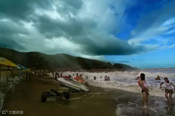 夏日松兰山.jpg