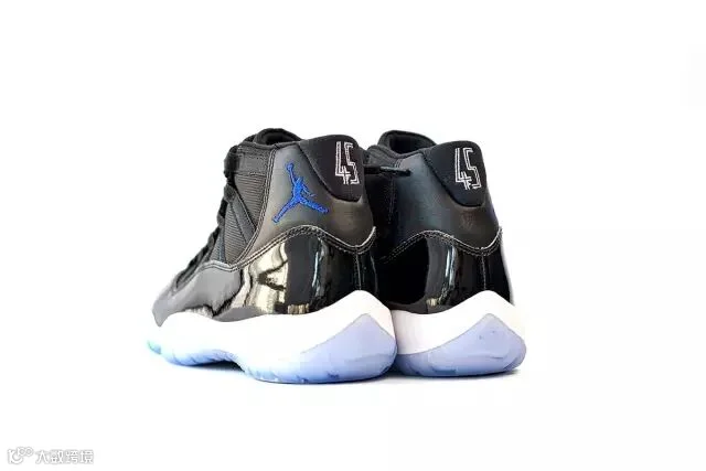 AJ11,Air Jordan 11,AJ13 AJ13 AJ11 买还是不买?今年年底最容易撞鞋的 3 双!