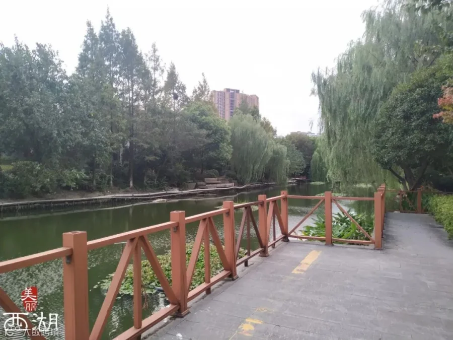 金地自在城公园1.jpg