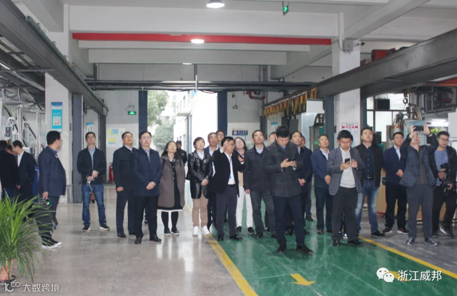 https://image.ipaiban.com/upload-ueditor-image-20201127-1606463077220009815.png