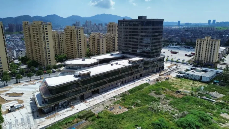 城南商业综合体.jpg