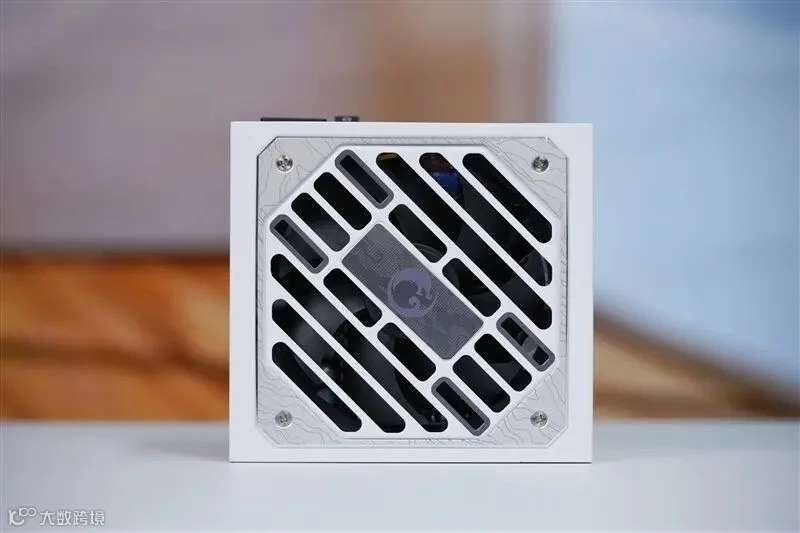 3000元以下价位16GB显卡唯一最优选择！AMD RX 9060 XT首发评测：追平RTX 5060 Ti 8GB 但显存更大 价格更便宜