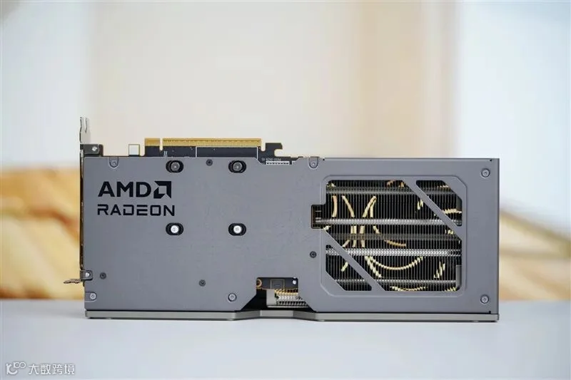 3000元以下价位16GB显卡唯一最优选择！AMD RX 9060 XT首发评测：追平RTX 5060 Ti 8GB 但显存更大 价格更便宜