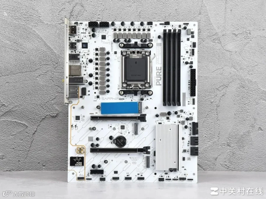蓝宝石PURE 极地 X870A WIFI7主板评测 纯白配色 跑满X3D