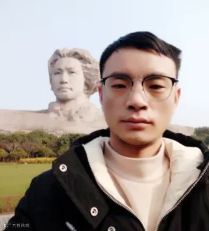 刘斌 _副本.png
