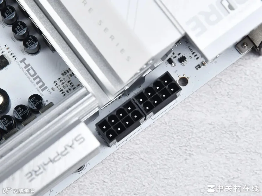BIOS大升级 蓝宝石PURE 极地 B850A WIFI主板评测