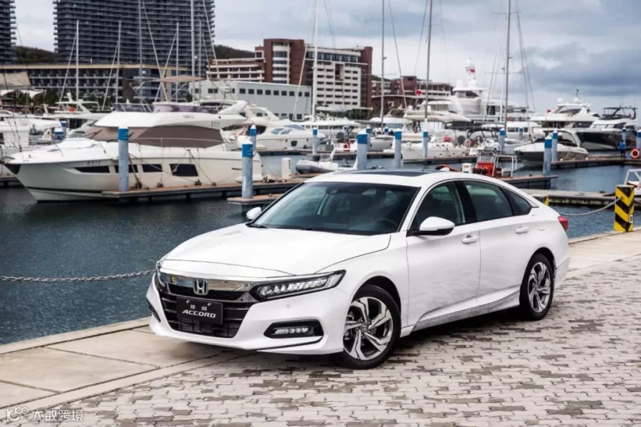 第十代雅阁(ACCORD)SPORT TURBO.jpg