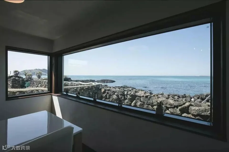 88ca81b5e8.jpg