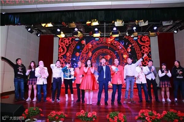 节目表演 经典歌曲串烧.jpg