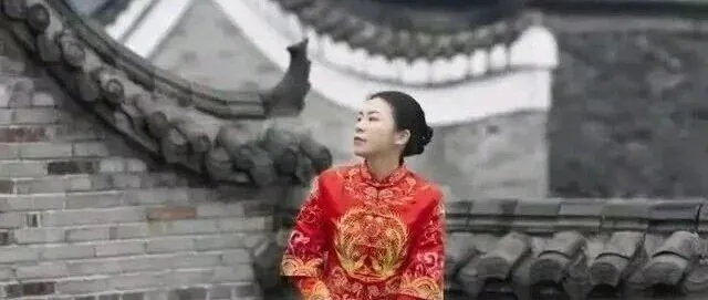 女人不想与你发展亲密关系，往往会拒绝你三件事，再纠缠毫无意义