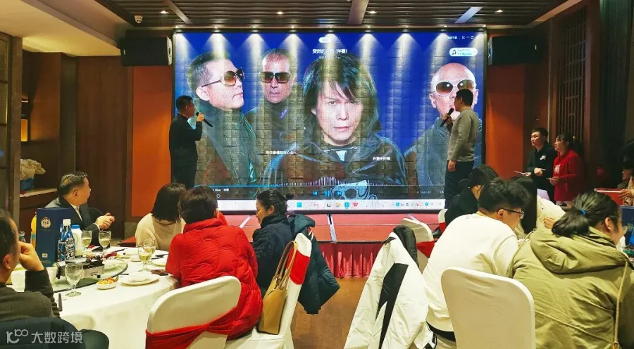 突然的自我.jpg