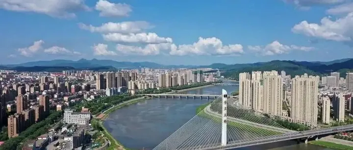 吉林最适合拆分的城市不是四平，而是<em>通化</em>。很多人被<em>通化</em>医药产业的庞大数字迷惑!