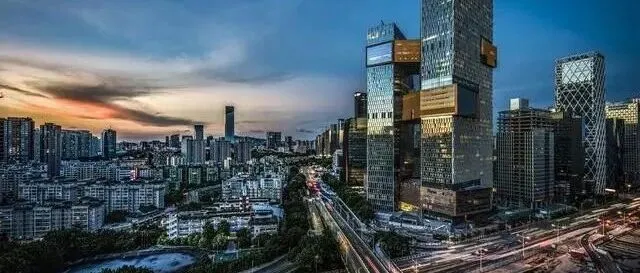 六爻论房：合肥房价的六重解构