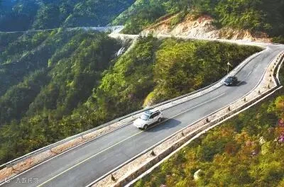 红色旅游公路.jpg