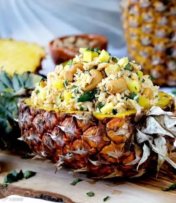 Pineapple-coconut-cashew-rice9.jpg