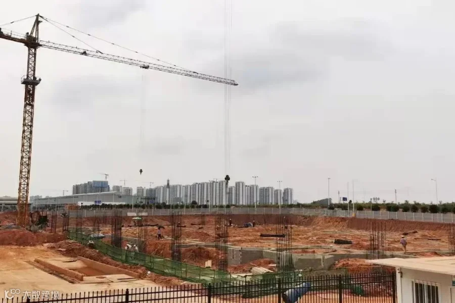 综合保税区中药材加工产业园(仓储区1#-4#楼)工程.jpg