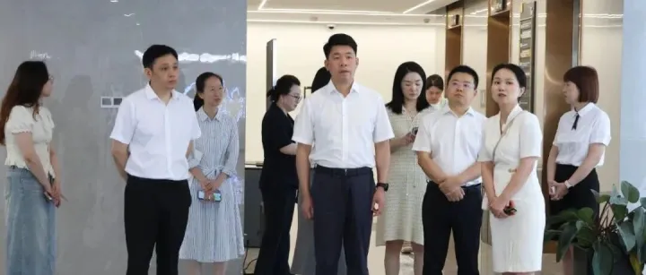 深耕青年赋能 聚力产业升级 | 共青团浙江省委副书记金强锋一行莅临中心指导调研