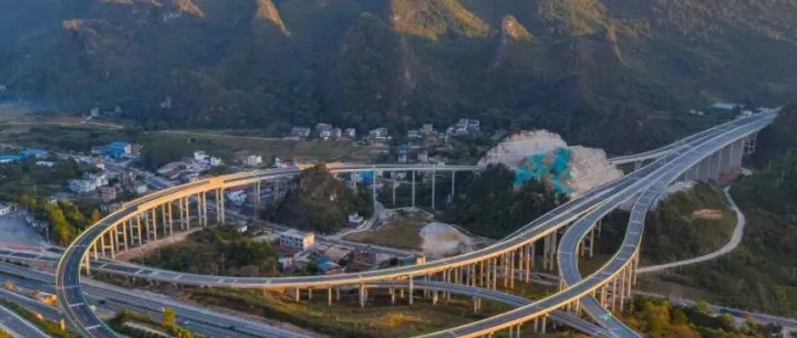 贵岑高速动工：一条路如何改变桂粤两地的城市格局