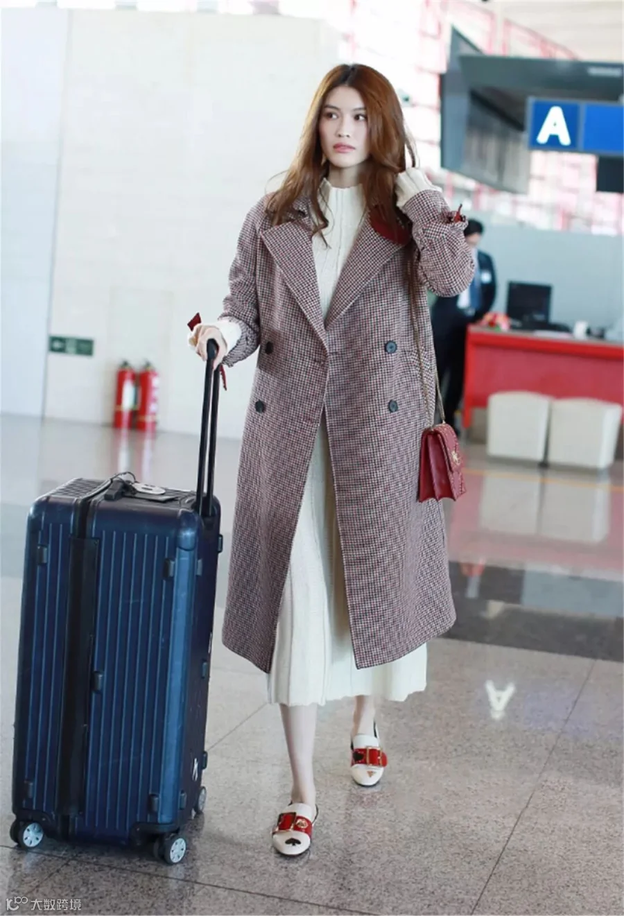 https://image.ipaiban.com/upload-ueditor-image-20180323-1521793110303037698.jpg