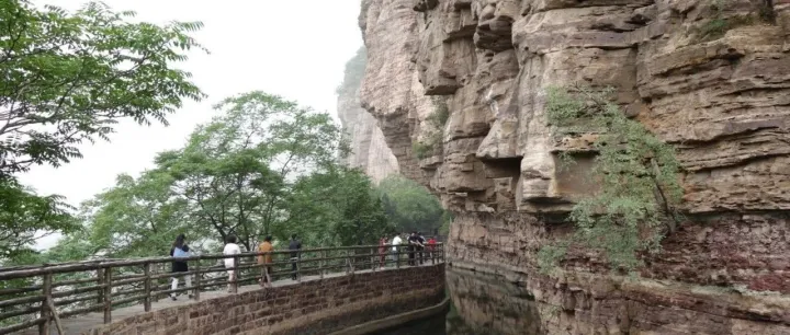 要不是本地人介绍，我永远都不知道这里！——重庆涞滩，渠江边二佛寺的摩崖造像