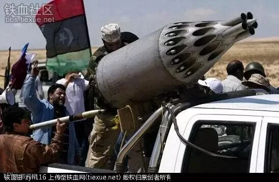 最牛国产千轮大车 核潜艇拉起来就走(图29)
