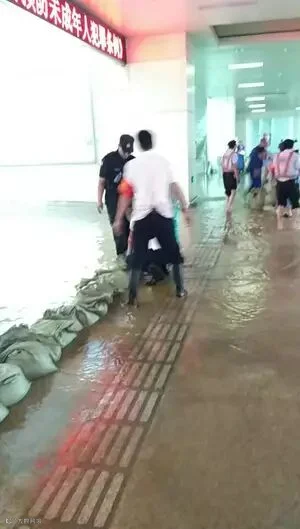 登录/注册后可看大图