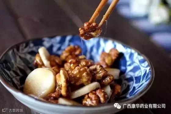 睡前这样趴10分钟,等于跑步1小时!