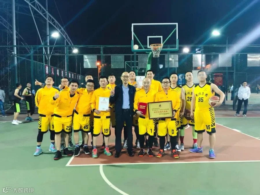 http://mmbiz.qpic.cn/mmbiz_jpg/YdjbffGAs7Bg4qOx62aRFzk3iakRicoVbib9iaTosiacctZXW3nhxn5RntySbBdHGZIzKFCvLibCRhI4zL335icNz1cVA/0