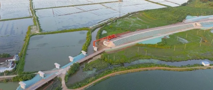 <em>池州</em>铁路专用线开始铺架施工