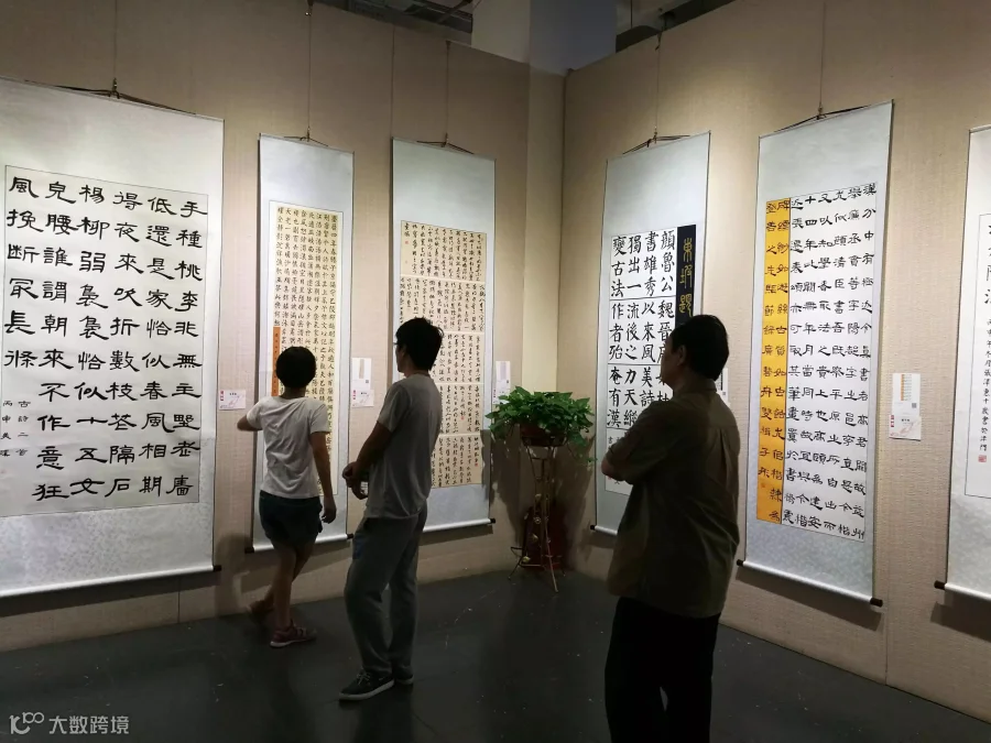http://7xo6kd.com1.z0.glb.clouddn.com/upload-ueditor-image-20170529-1496052495563083897.jpg