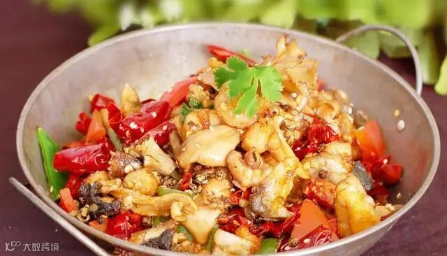 田鸡和牛蛙有什么区别？怎么做好吃？分享正确食用方法