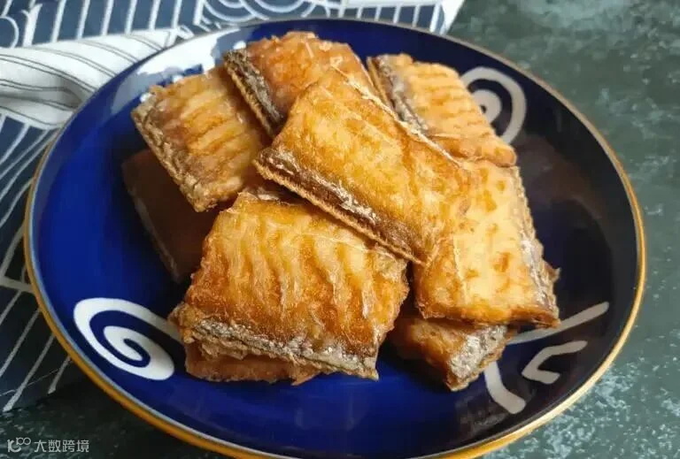 炸带鱼别乱加料！教你正确做法，香酥不腥超好吃
