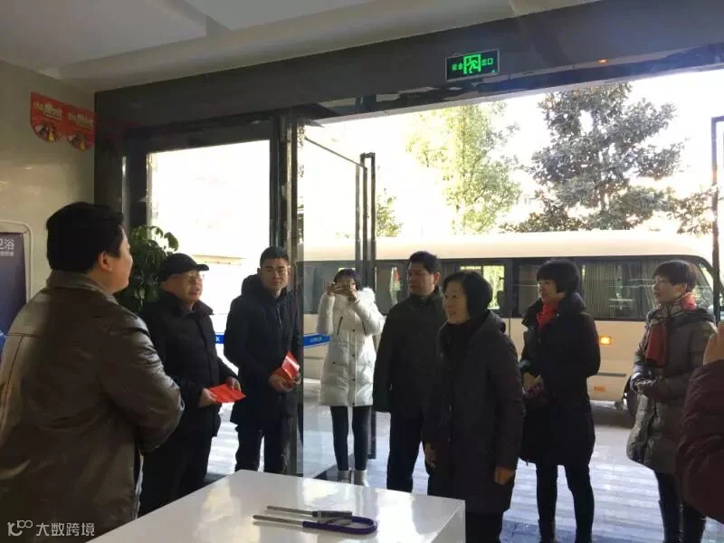 1802035541.jpg