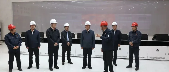 胡成东已到任能源集团总经理
