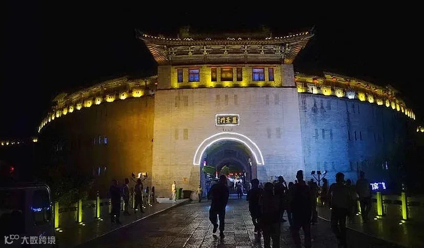 image-04-丽景门中轴夜景霓虹