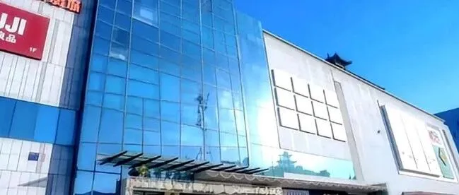 沃尔玛15年后重返北京开店，选在顺义地铁站旁，这次不打传统牌