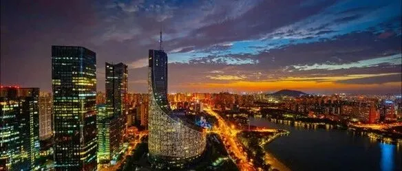 百强县排名再生变数！肥西1124亿冲刺亮眼，长丰1008亿热度抬升，安徽县域版图迎来新升级！
