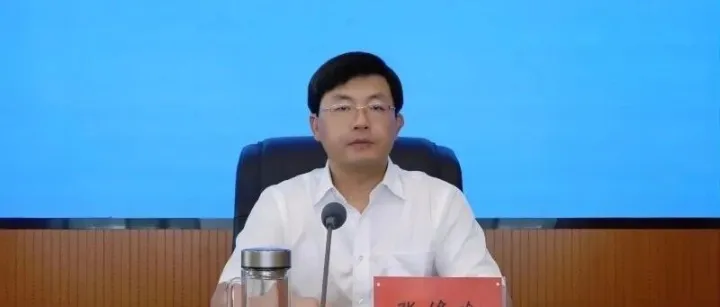 张修瑜任额济纳旗委书记