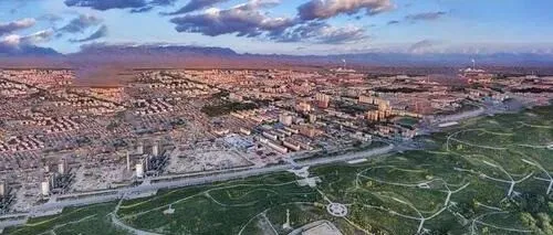 深度解读：为什么<em>阿拉善</em>下一个爆发点是巴彦浩特